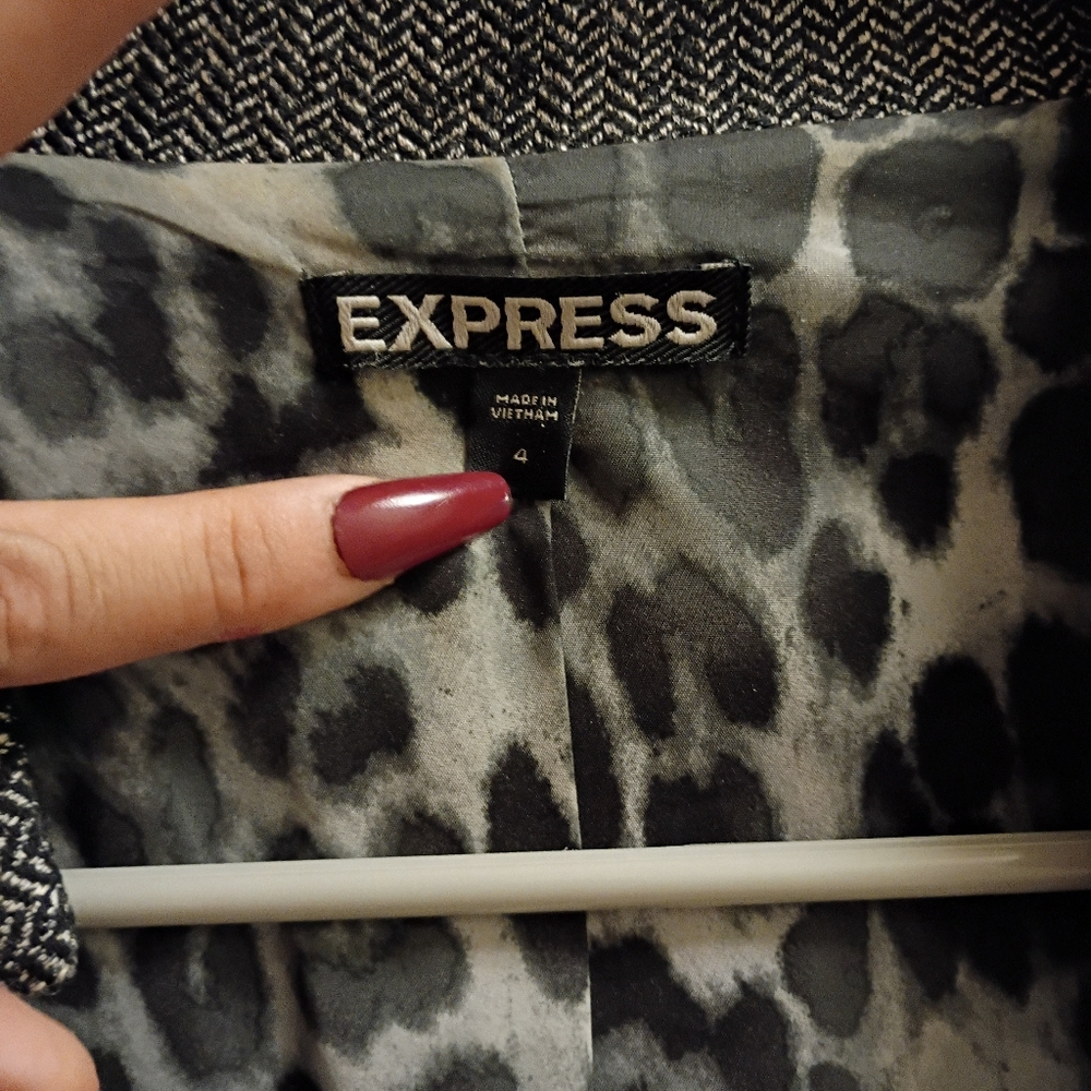 Express Gray Cropped Blazer with Tailored Fit